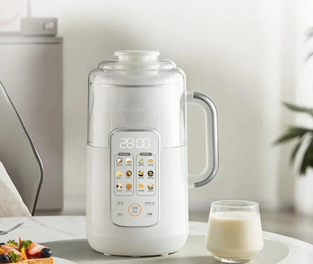 Kuumutav blender 1,2L mahutavusega, puutejuhtimine, roostevaba teras