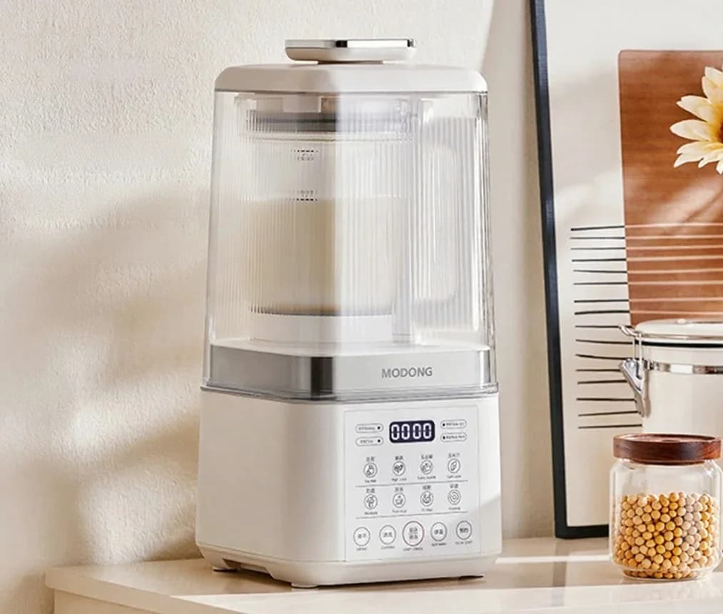 Kuumutusblender kahe kannuga ja automaatse soojashoidmisega
